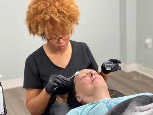 Chemical Peel Certification Class – Ingredient-Based, Hands-On Training